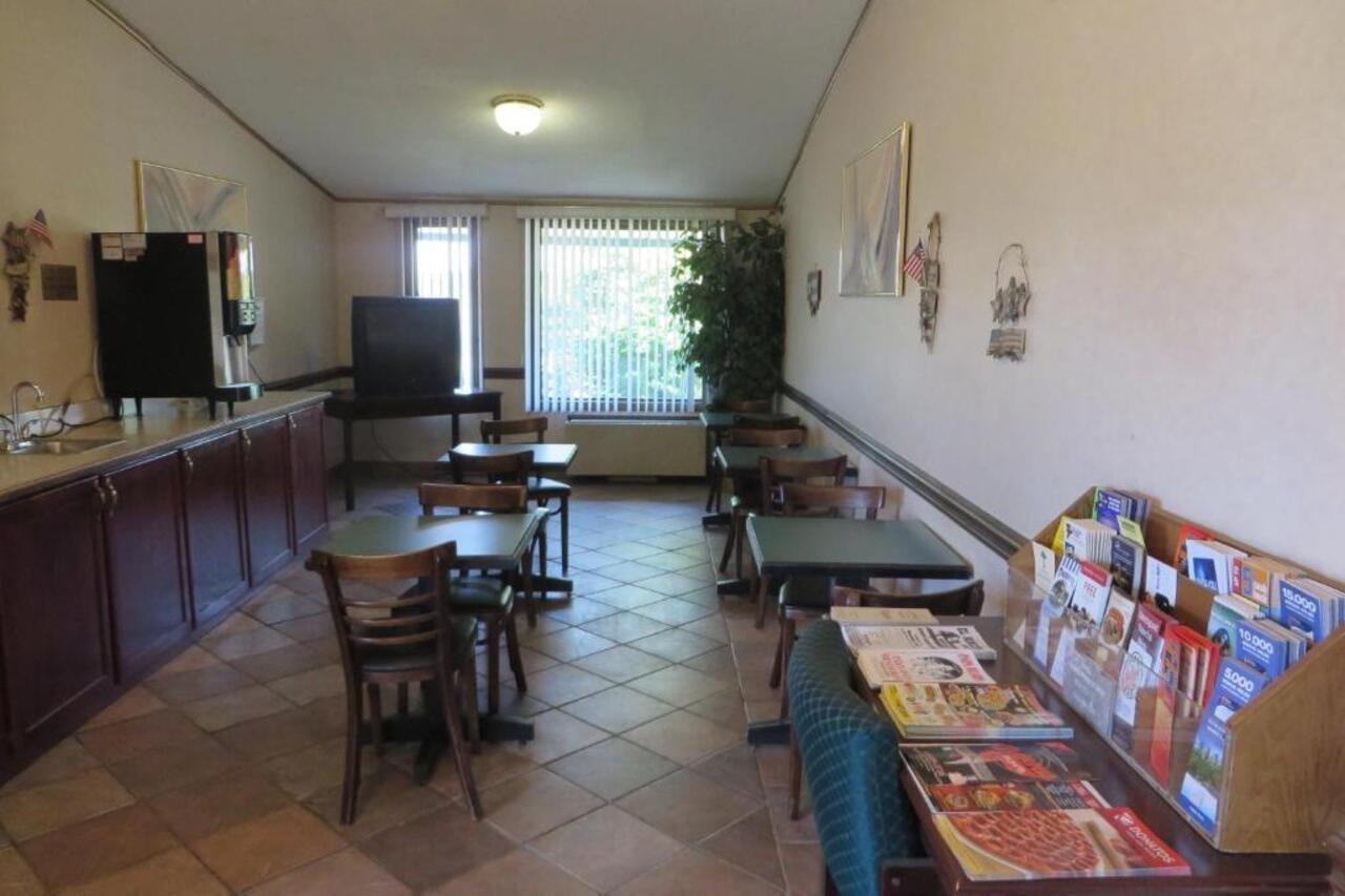 Knights Inn Canton Zewnętrze zdjęcie