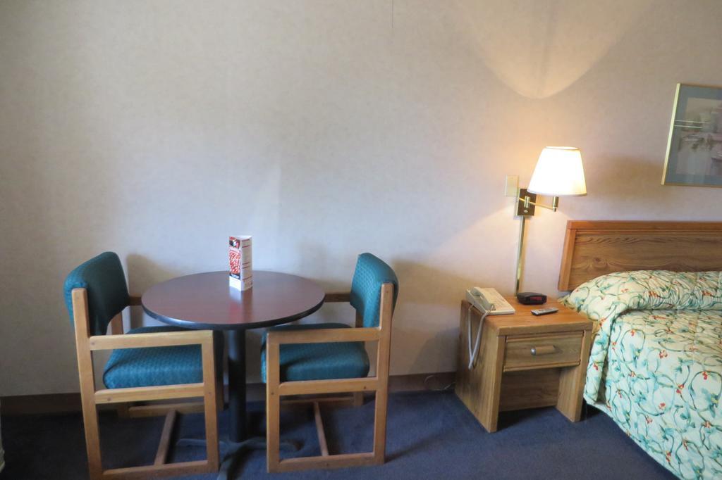 Knights Inn Canton Zewnętrze zdjęcie