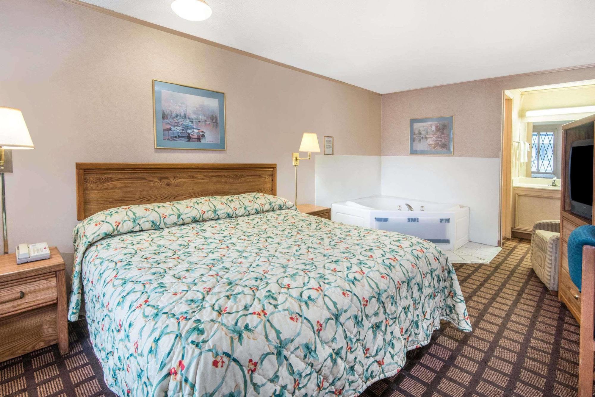 Knights Inn Canton Zewnętrze zdjęcie